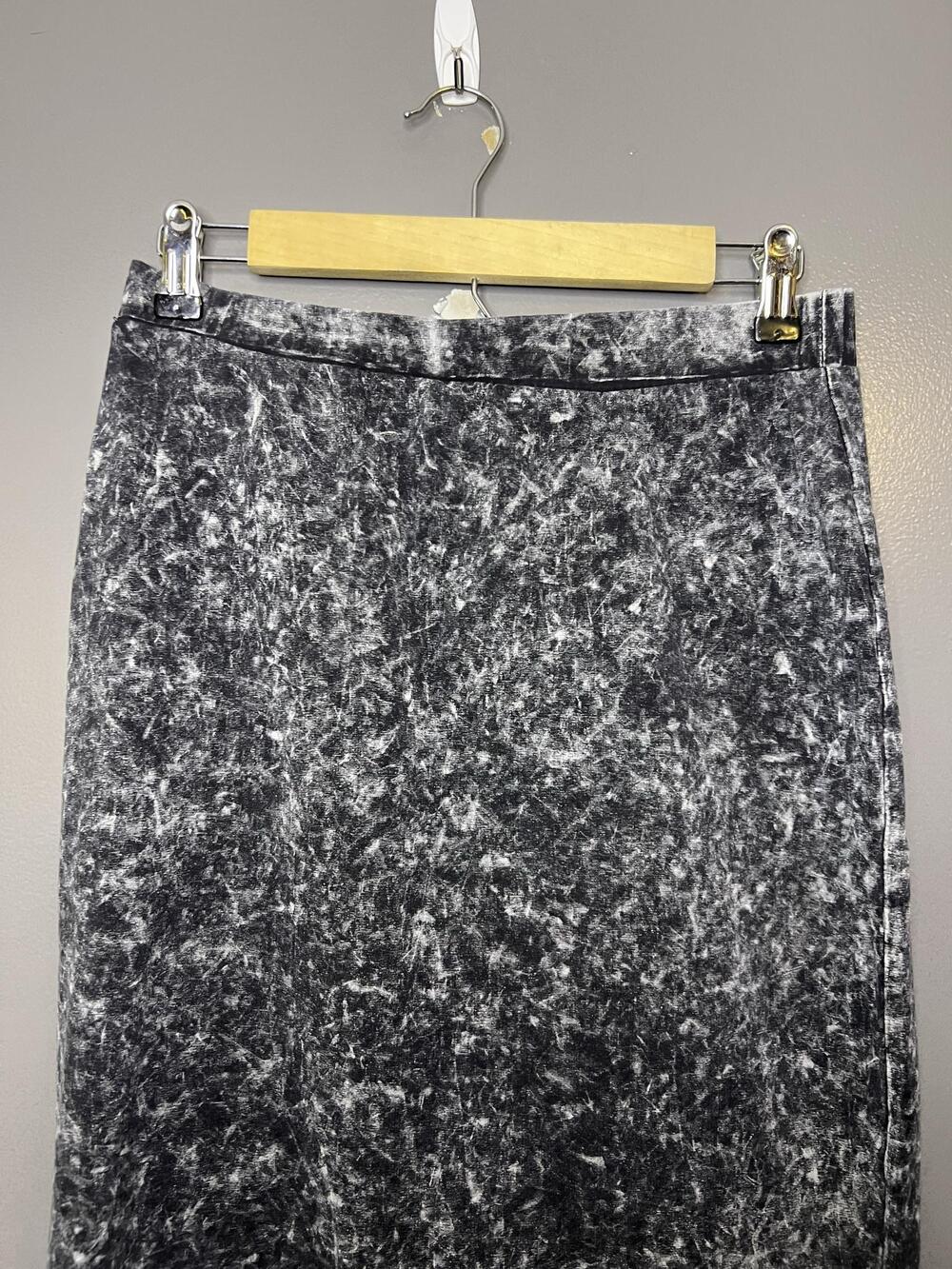 Jay Basics Skirt Womens Medium Black Knit Pencil Stretch Pull On Knee Length